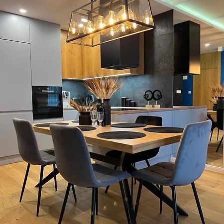 Family & Business Elegant Apartments, Kadzielnia, Wdk, Stadion Korona -1 Bedroom, Terrace, Garage, New! Kielce Eksteriør billede