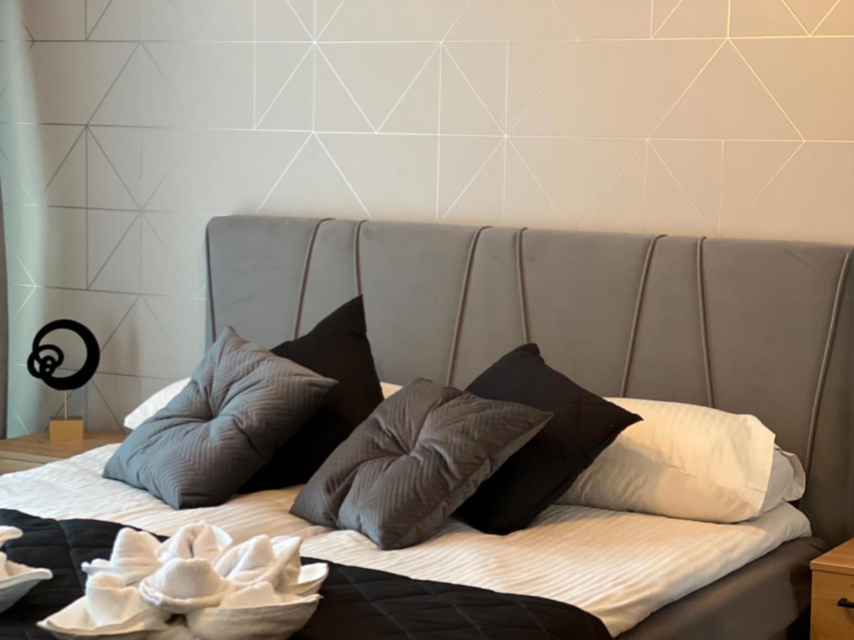 Family & Business Elegant Apartments, Kadzielnia, Wdk, Stadion Korona -1 Bedroom, Terrace, Garage, New! Kielce Eksteriør billede